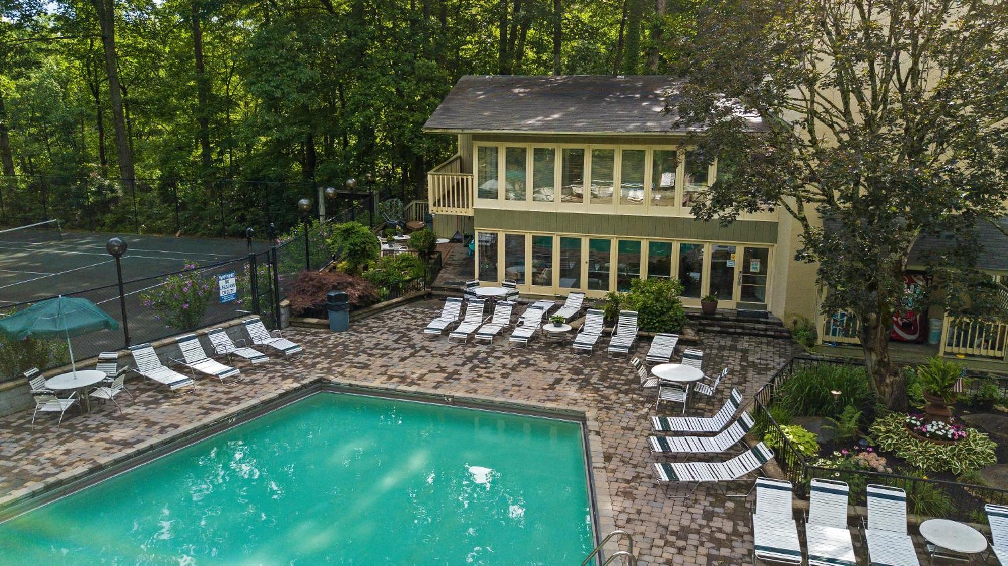 Daya, Hot Tub, Pool Table, 1089 Of Free Attraction Tickets For Each Paid Day, Dollywood And More! ガトリンバーグ 部屋 写真