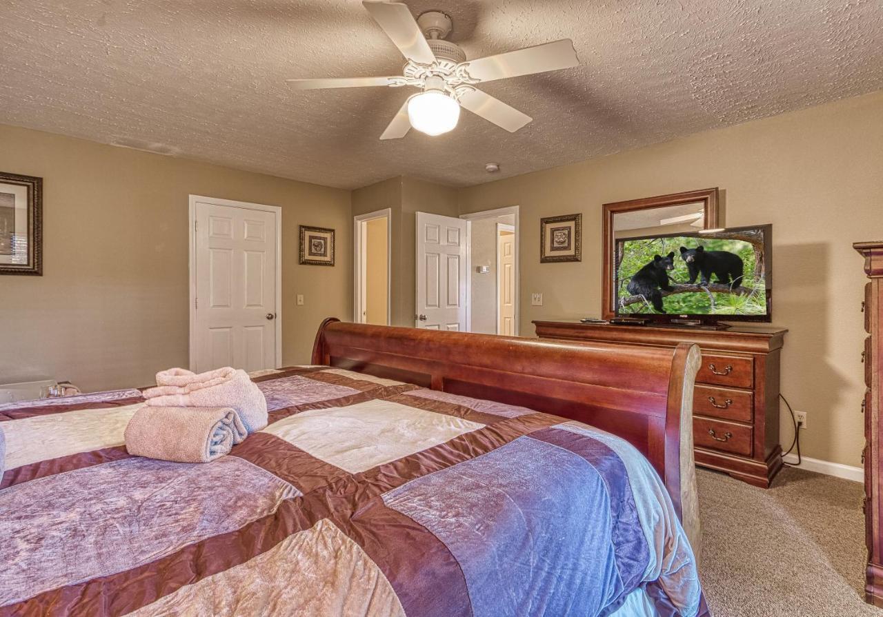 Daya, Hot Tub, Pool Table, 1089 Of Free Attraction Tickets For Each Paid Day, Dollywood And More! ガトリンバーグ エクステリア 写真